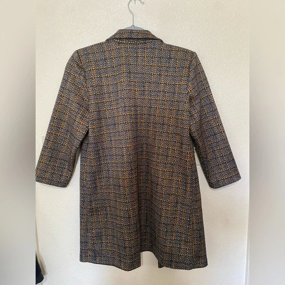 Women's Black and Gold Plaid Open Front Blazer - Picture 3 of 3